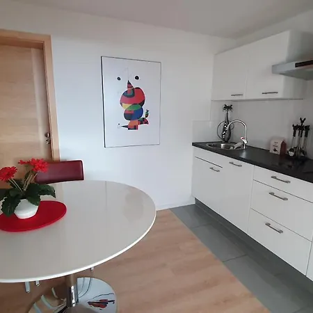 F E R I E N W O H N U N G 