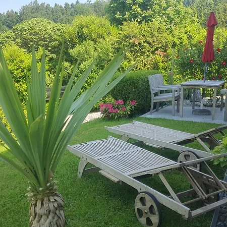 F E R I E N W O H N U N G 