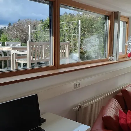 Apartment F E R I E N W O H N U N G 