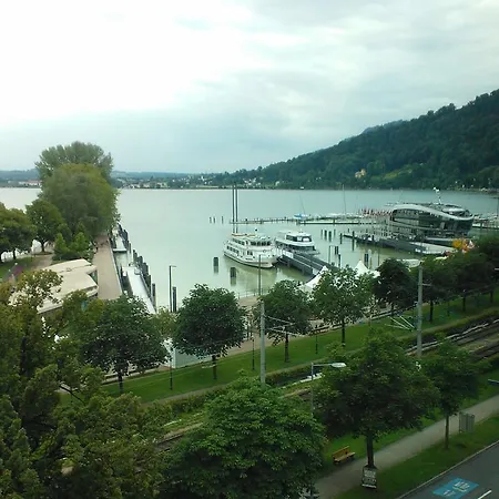 F E R I E N W O H N U N G 